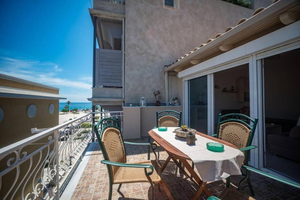 El Sueno De Zante City Center Apartments Eksteriør billede